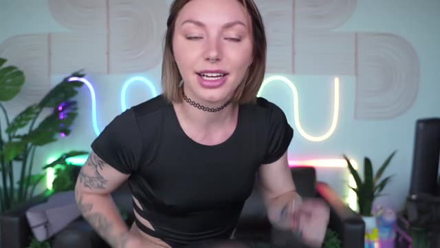 Gallery image thumbnail from Paige's myfreecams stream on, 07/28/2023, 02:36 image 5 of 20