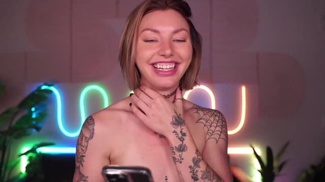 Gallery image thumbnail from Paige's myfreecams stream on, 07/28/2023, 03:22 image 6 of 20