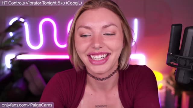 Gallery image thumbnail from Paige's myfreecams stream on, 08/19/2023, 03:38 image 16 of 20