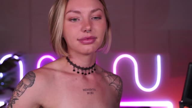 Gallery image thumbnail from Paige's myfreecams stream on, 08/21/2023, 04:10 image 15 of 20