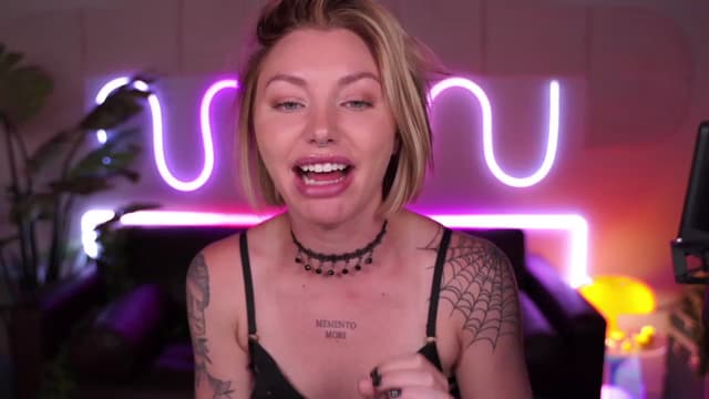 Gallery image thumbnail from Paige's myfreecams stream on, 08/21/2023, 04:40 image 13 of 20