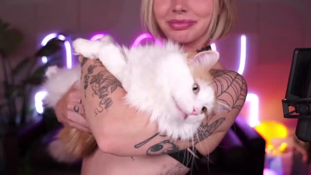 Gallery image thumbnail from Paige's myfreecams stream on, 08/21/2023, 04:40 image 9 of 20