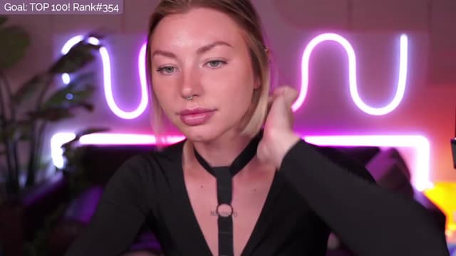 Gallery image thumbnail from Paige's myfreecams stream on, 08/22/2023, 03:46 image 14 of 20