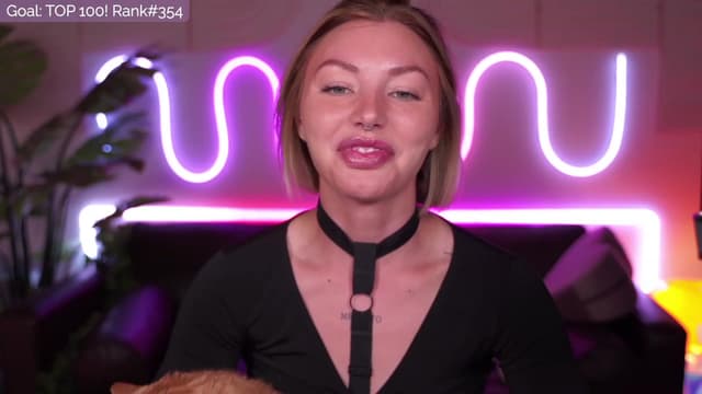 Gallery image thumbnail from Paige's myfreecams stream on, 08/22/2023, 03:46 image 16 of 20