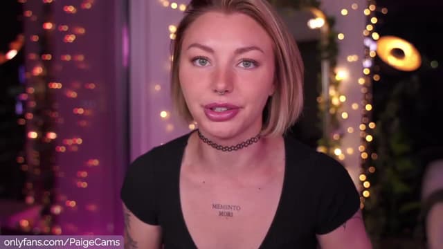 Gallery image thumbnail from Paige's myfreecams stream on, 08/26/2023, 04:03 image 10 of 20
