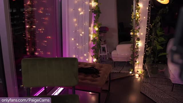 Gallery image thumbnail from Paige's myfreecams stream on, 08/29/2023, 05:08 image 8 of 20