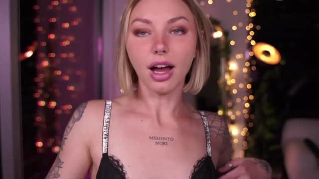 Gallery image thumbnail from Paige's myfreecams stream on, 09/21/2023, 03:59 image 2 of 20