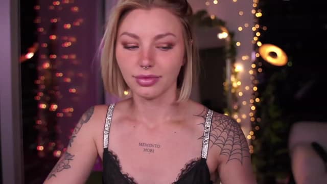 Gallery image thumbnail from Paige's myfreecams stream on, 09/21/2023, 03:59 image 6 of 20