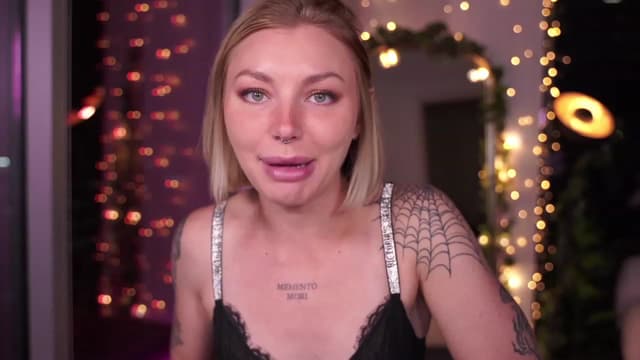 Gallery image thumbnail from Paige's myfreecams stream on, 09/21/2023, 04:18 image 18 of 20