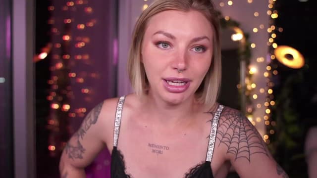 Gallery image thumbnail from Paige's myfreecams stream on, 09/21/2023, 04:18 image 15 of 20