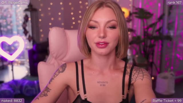 Gallery image thumbnail from Paige's myfreecams stream on, 09/16/2024, 01:06 image 13 of 20