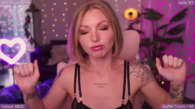 Gallery image thumbnail from Paige's myfreecams stream on, 09/16/2024, 01:06 image 15 of 20