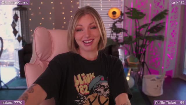 Gallery image thumbnail from Paige's myfreecams stream on, 09/18/2024, 01:11 image 2 of 20