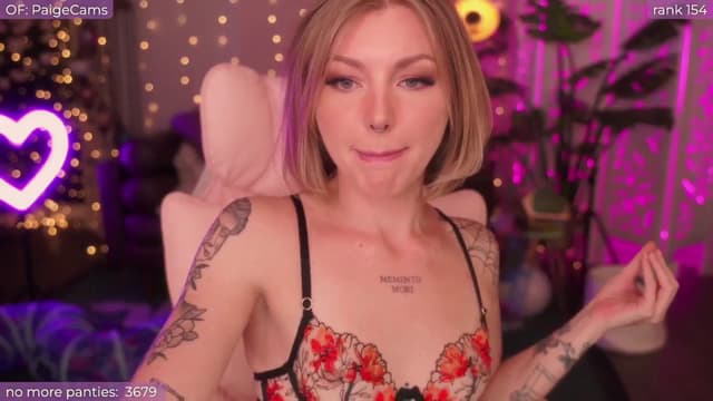 Gallery image thumbnail from Paige's myfreecams stream on, 09/19/2024, 03:55 image 19 of 20