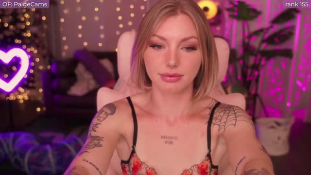 Gallery image thumbnail from Paige's myfreecams stream on, 09/19/2024, 03:55 image 16 of 20