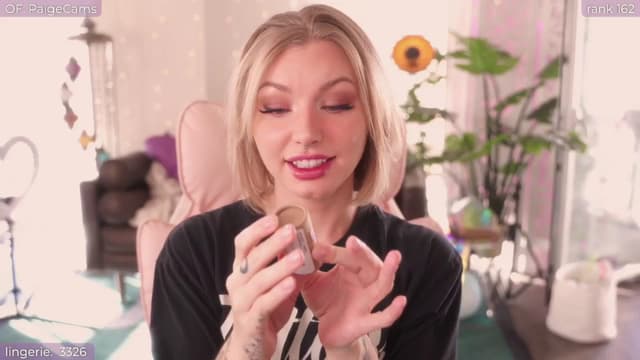 Gallery image thumbnail from Paige's myfreecams stream on, 09/20/2024, 04:25 image 1 of 20