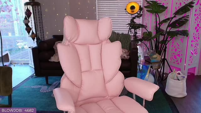 Gallery image thumbnail from Paige's myfreecams stream on, 09/26/2024, 24:28 image 11 of 20