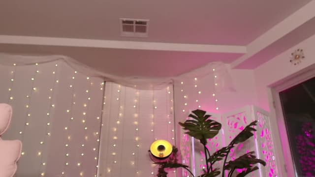 Gallery image thumbnail from Paige's myfreecams stream on, 09/30/2024, 02:39 image 20 of 20