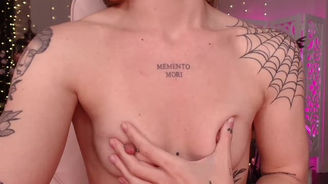 Gallery image thumbnail from Paige's myfreecams stream on, 09/30/2024, 04:19 image 17 of 20