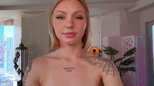 Gallery image thumbnail from Paige's myfreecams stream on, 09/30/2024, 22:10 image 10 of 20