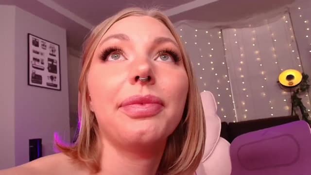 Gallery image thumbnail from Paige's myfreecams stream on, 10/06/2024, 02:47 image 8 of 20