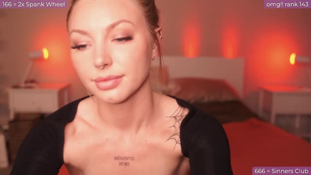 Gallery image thumbnail from Paige's myfreecams stream on, 11/08/2024, 03:38 image 7 of 20