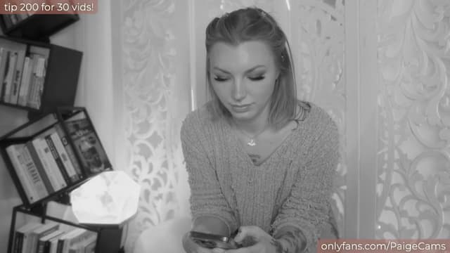 Gallery image thumbnail from Paige's myfreecams stream on, 11/24/2024, 04:10 image 12 of 20