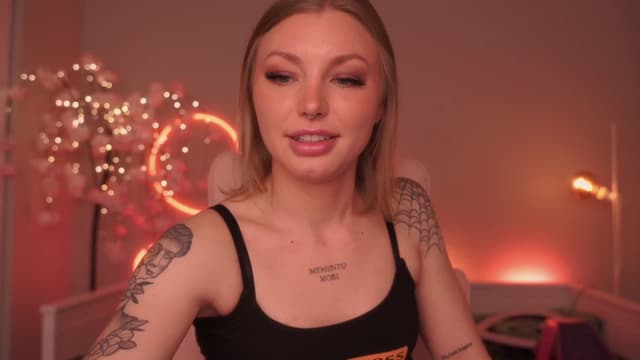 Gallery image thumbnail from Paige's myfreecams stream on, 12/09/2024, 04:15 image 6 of 20