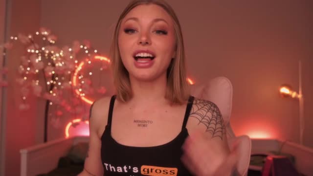 Gallery image thumbnail from Paige's myfreecams stream on, 12/09/2024, 04:15 image 5 of 20