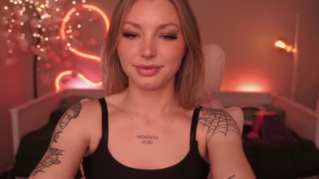 Gallery image thumbnail from Paige's myfreecams stream on, 12/09/2024, 04:15 image 10 of 20