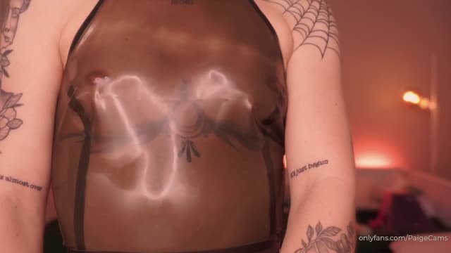 Gallery image thumbnail from Paige's myfreecams stream on, 12/14/2024, 04:35 image 3 of 20