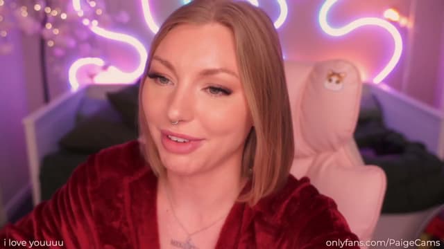 Gallery image thumbnail from Paige's myfreecams stream on, 01/06/2025, 04:37 image 7 of 20