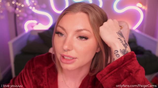 Gallery image thumbnail from Paige's myfreecams stream on, 01/06/2025, 04:37 image 8 of 20