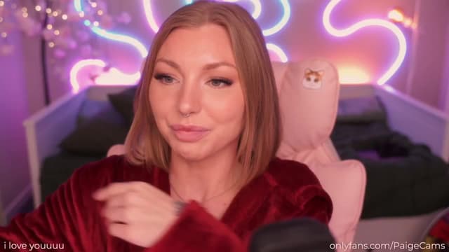 Gallery image thumbnail from Paige's myfreecams stream on, 01/06/2025, 04:37 image 12 of 20