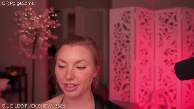 Gallery image thumbnail from Paige's myfreecams stream on, 01/06/2026, 03:49 image 12 of 20