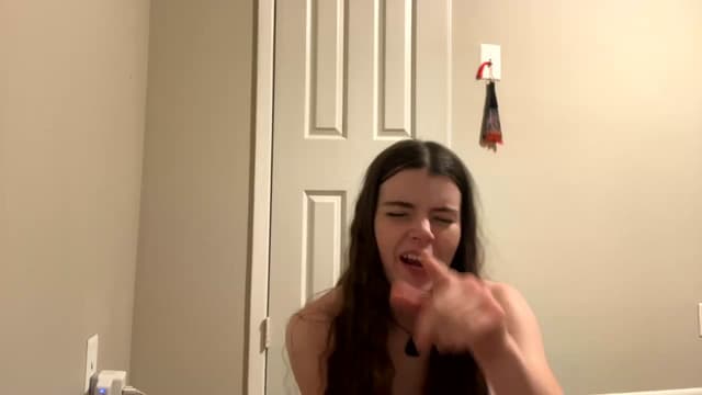 Gallery image thumbnail from Pippi's myfreecams stream on, 06/22/2024, 08:16 image 1 of 20