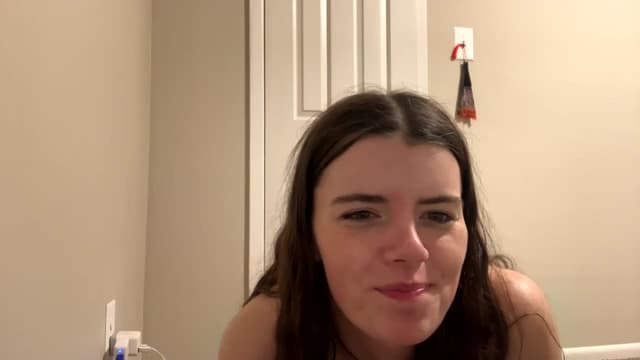 Gallery image thumbnail from Pippi's myfreecams stream on, 06/22/2024, 09:43 image 6 of 20