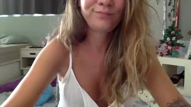Gallery image thumbnail from Qi_ra's myfreecams stream on, 01/19/2023, 01:14 image 12 of 20