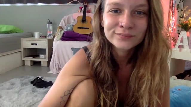 Gallery image thumbnail from Qi_ra's myfreecams stream on, 02/24/2023, 02:55 image 15 of 20