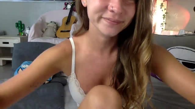 Gallery image thumbnail from Qi_ra's myfreecams stream on, 07/11/2023, 05:54 image 18 of 20