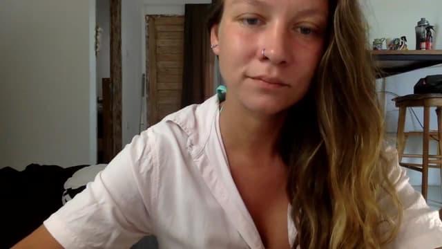 Gallery image thumbnail from Qi_ra's myfreecams stream on, 09/13/2023, 24:35 image 18 of 20