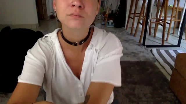 Gallery image thumbnail from Qi_ra's myfreecams stream on, 11/27/2023, 01:22 image 6 of 20