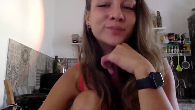 Gallery image thumbnail from Qi_ra's myfreecams stream on, 02/12/2024, 03:13 image 16 of 20