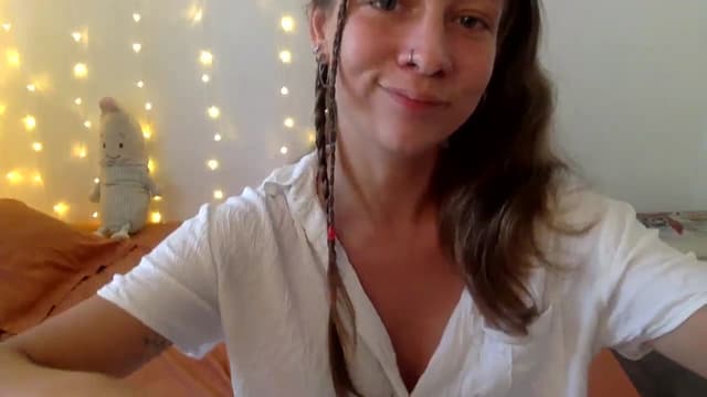 Gallery image thumbnail from Qi_ra's myfreecams stream on, 10/11/2024, 03:01 image 15 of 20