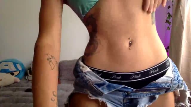 Gallery image thumbnail from Qi_ra's myfreecams stream on, 02/01/2025, 10:09 image 8 of 20