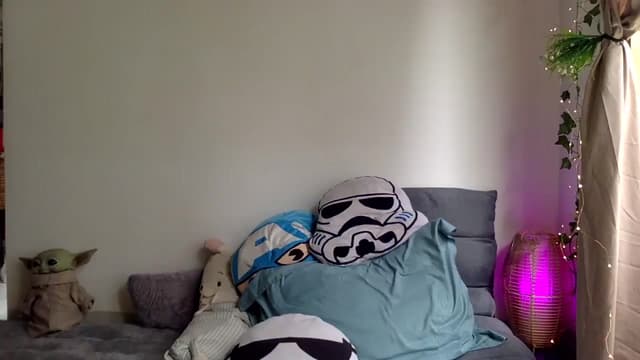 Gallery image thumbnail from Qi_ra's myfreecams stream on, 03/16/2025, 01:45 image 18 of 20