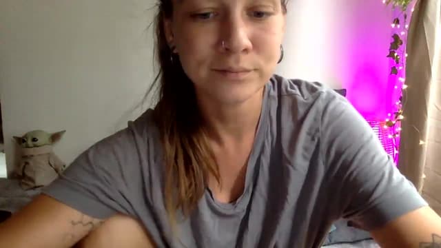 Gallery image thumbnail from Qi_ra's myfreecams stream on, 03/16/2025, 07:14 image 10 of 20