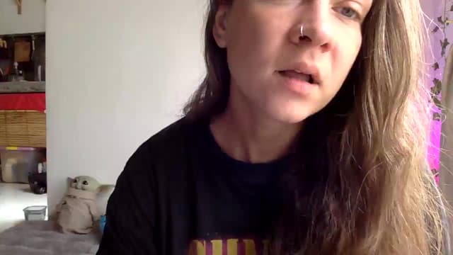Gallery image thumbnail from Qi_ra's myfreecams stream on, 03/25/2025, 24:23 image 15 of 20