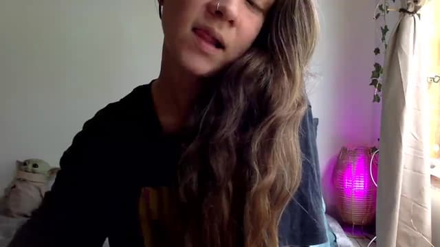 Gallery image thumbnail from Qi_ra's myfreecams stream on, 03/25/2025, 03:17 image 6 of 20