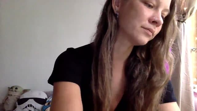 Gallery image thumbnail from Qi_ra's myfreecams stream on, 03/31/2025, 01:00 image 3 of 20